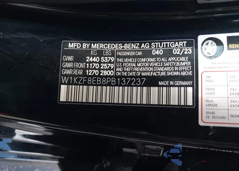 2023 Mercedes-Benz E 350 4Matic z USA, uszkodzony, nr VIN W1KZF8EB8PB137237